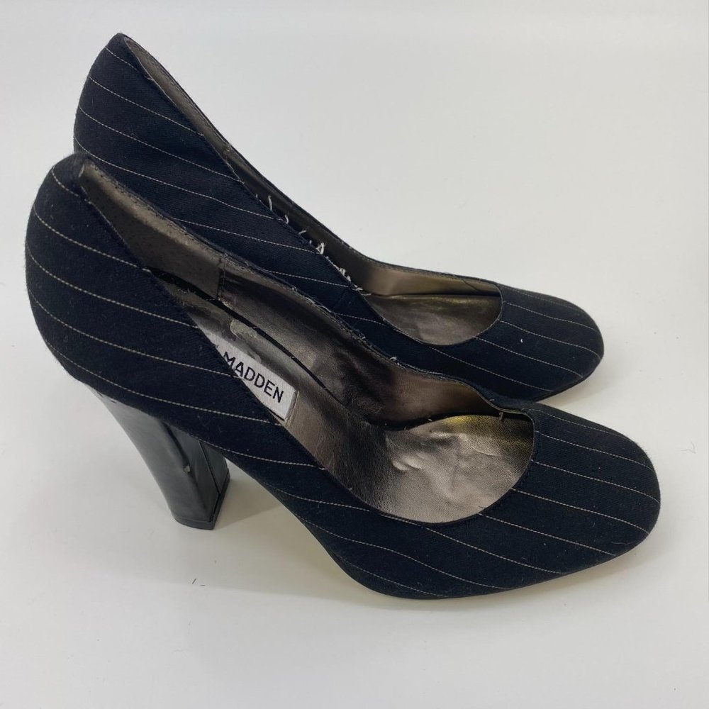 STEVE MADDEN BLACK&WHITE STRIPED HEELS
